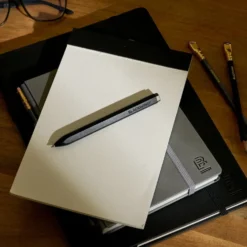 Blackwing Pen