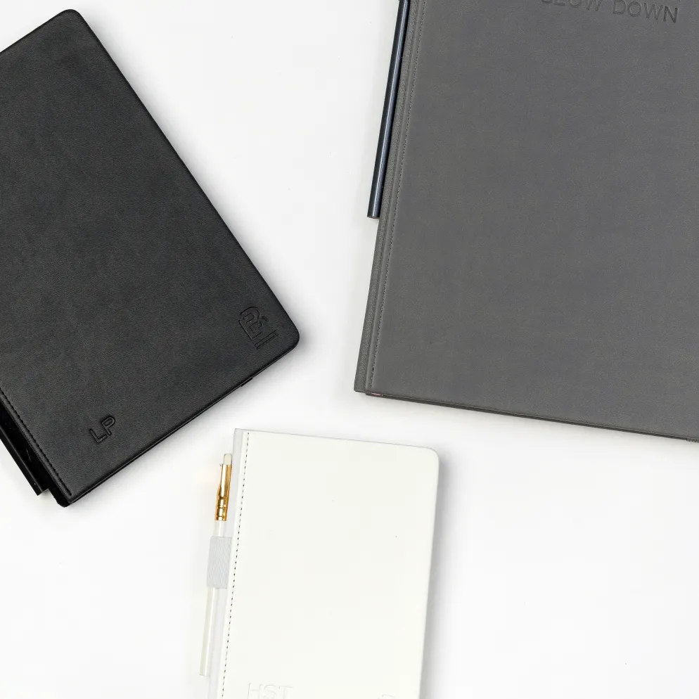 Blackwing Slate A4 Notebook + Pencil - Grey
