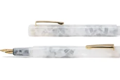 Hightide Attache Marbled Fountain Pen