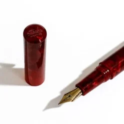 Hightide Attache Marbled Fountain Pen