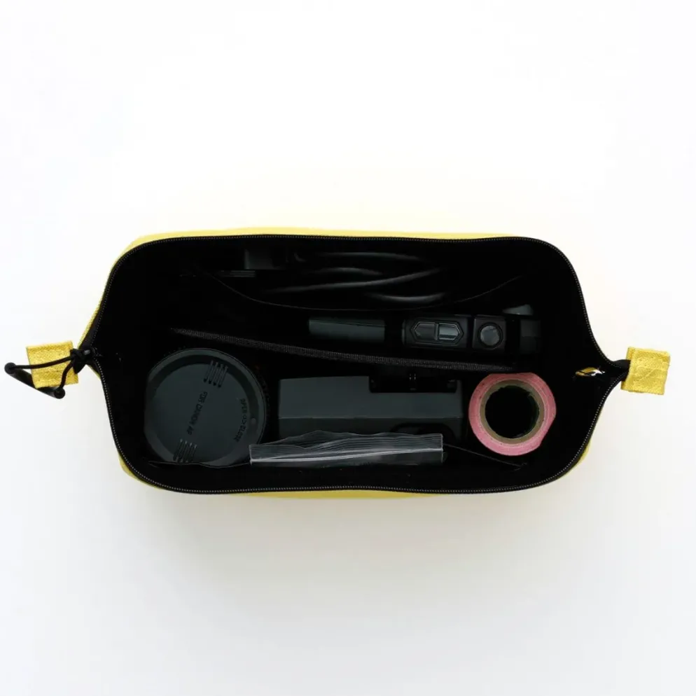 Hightide Nahe Gadget Pouch – L Size | Removable Divider & Mesh Pockets
