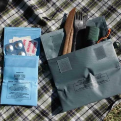 Hightide Penco Carry Tite Case with D-Ring (M)