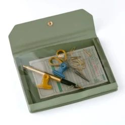 Hobonichi Accessories: Alettone - Document Case for A6 Size (Olive)
