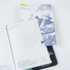 Hobonichi 2027 Accessories: Moomin - Hobonichi Pencil Board for Weeks (Grand Ball)