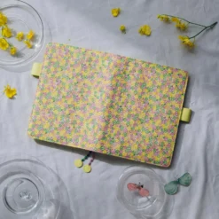 Hobonichi 2026 A5 Cousin Cover: minä perhonen - skyful (Yellow)