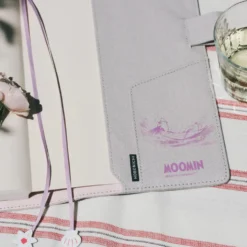Hobonichi 2027 A5 Cousin Cover: Moomin - My Yard (Pink Gray)