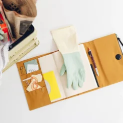 Hobonichi A5 Cousin Cover: Tragen - Mustard