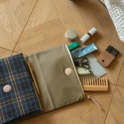 Hobonichi 2027 A5 Cousin Cover: Tragen - Bitter Plaid
