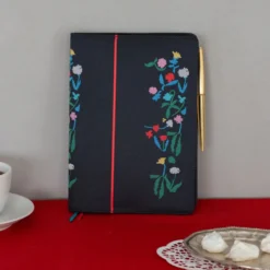Hobonichi 2027 A5 Cousin Cover: Yoshie Watanabe - Petit Bloom