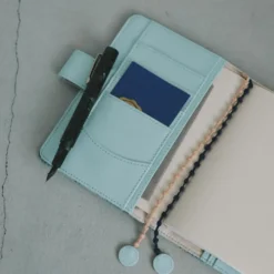 Hobonichi 2027 A6 Planner Cover: minä perhonen - felice (Blue)