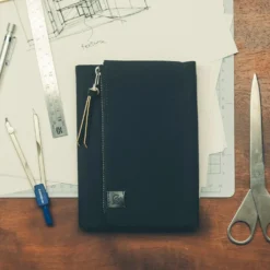 Hobonichi A6 Planner Cover [Tragen: Black]