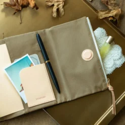 Hobonichi 2027 A6 Planner Cover: Tragen - Bitter Plaid