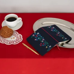 Hobonichi 2027 A6 Planner Cover: Yoshie Watanabe - Petit Bloom