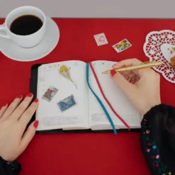 Hobonichi 2027 A6 Planner Cover: Yoshie Watanabe - Petit Bloom