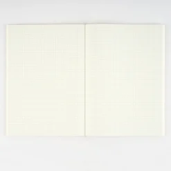 Hobonichi Graph Notebook [Tomitaro Makino: Yamazakura] A5