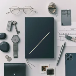 Hobonichi HON A5 2026 Planner: Slash (Navy)