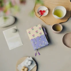 Hobonichi Unsodo: Bijutsukai Cover (Plum and Dianthus) [A6]
