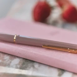 Hobonichi 2026 Weeks Mega: Colors - Strawberry Milk