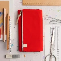 Hobonichi Weeks Planner Cover: Tragen - Red