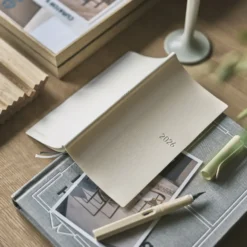 Hobonichi 2026 Weeks: White Line - Ivory