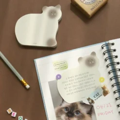 Iconic Animal Memo Pad (60 Tear-Off Sheets)