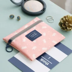 Iconic Basic Pouch Bear