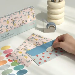 Iconic Pattern Envelope Set - 24 Envelopes + 28 Stickers