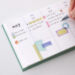 Iconic Undated Weekly Archive Planner