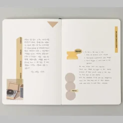 Livework Moment Large Notebook Ver. 5 – Plain