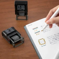Midori Paintable Stamp - Message