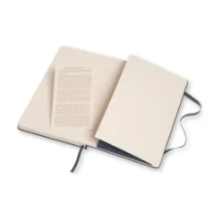 Moleskine Medium Classic Notebook [Sapphire Blue]