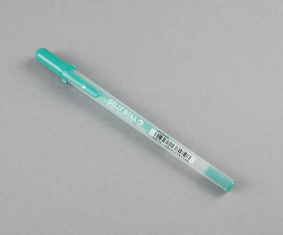 Sakura Gelly Roll Moonlight Gel Pen