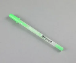 Sakura Gelly Roll Moonlight Gel Pen