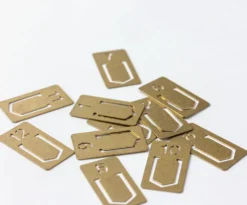 TRAVELER'S Company Brass Number Clips – Set of 12