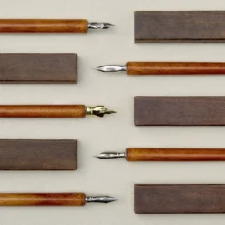 Wearingeul Wooden Dip Pen Holder